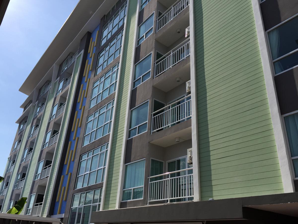 Modernbright Laemchabang Aparthotel Bang Lamung Bagian luar foto