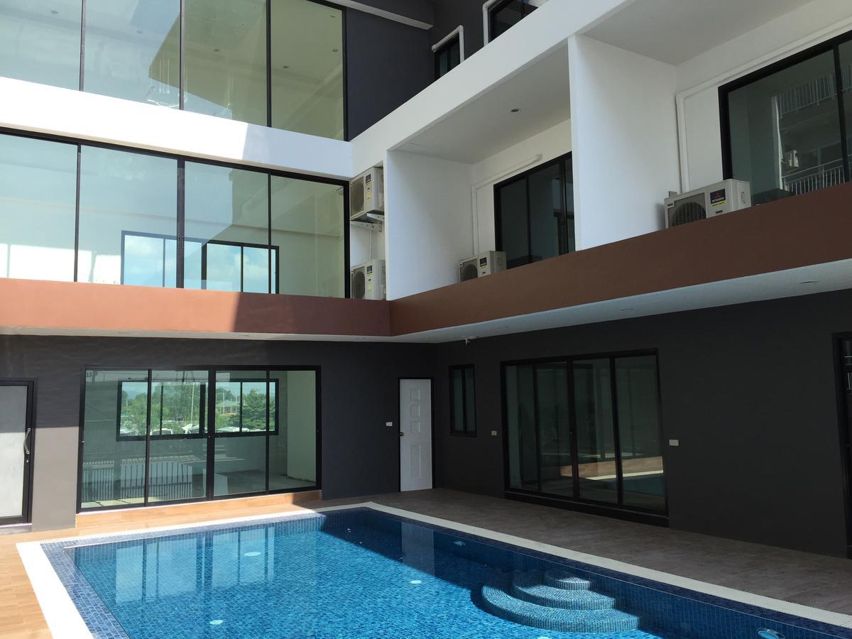 Modernbright Laemchabang Aparthotel Bang Lamung Bagian luar foto