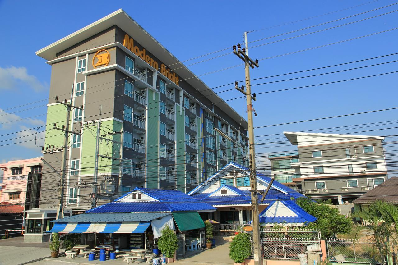 Modernbright Laemchabang Aparthotel Bang Lamung Bagian luar foto