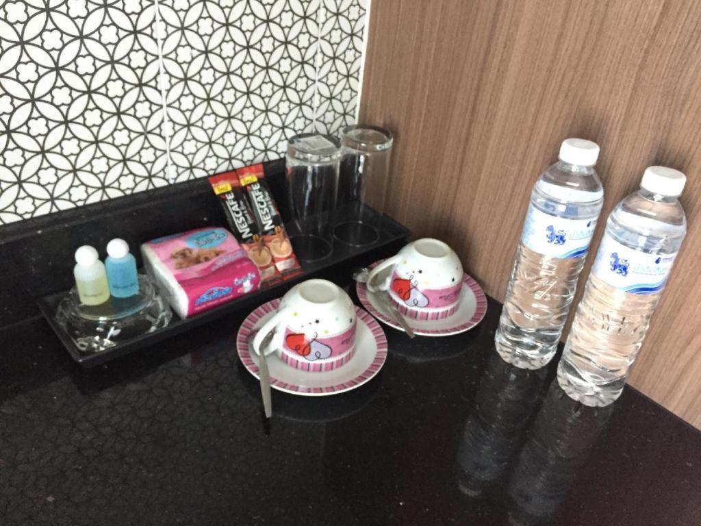 Modernbright Laemchabang Aparthotel Bang Lamung Bagian luar foto